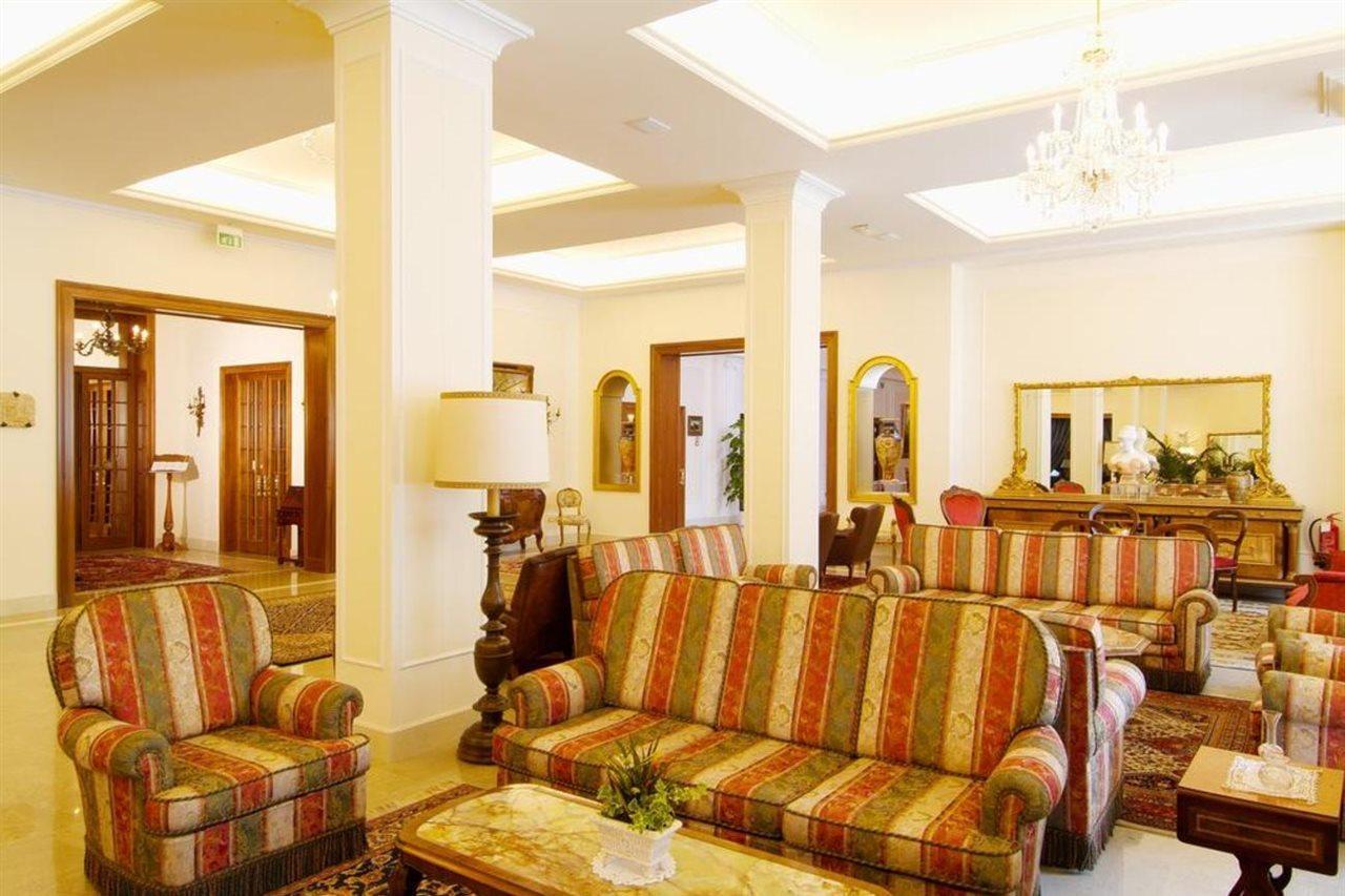 אבנו טרמה Hotel La Residence & Idrokinesis מראה חיצוני תמונה